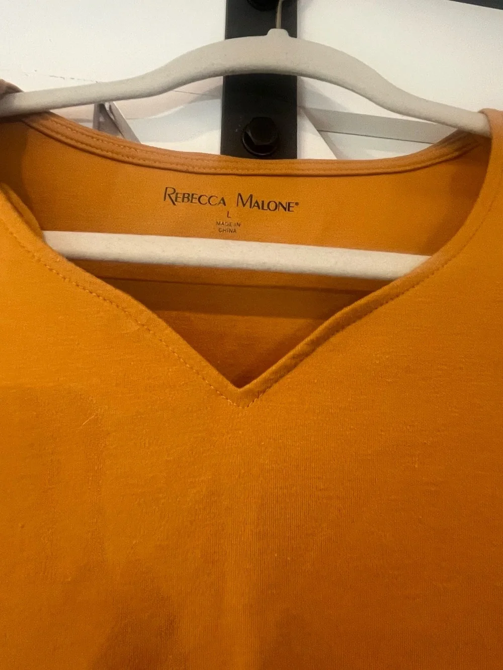 Rebecca Malone Women's V-Neck Long Sleeve Top - Mustard